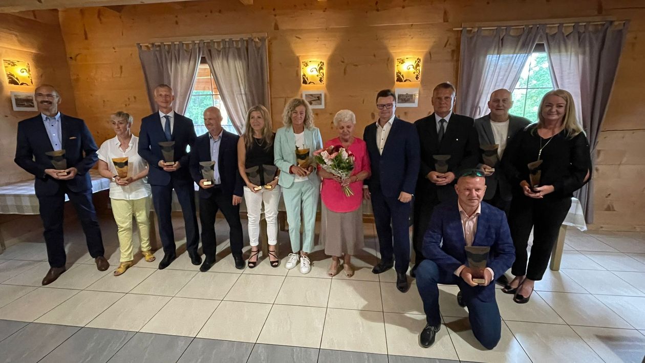 Powiat: Nagrody i gratulacje za współzawodnictwo