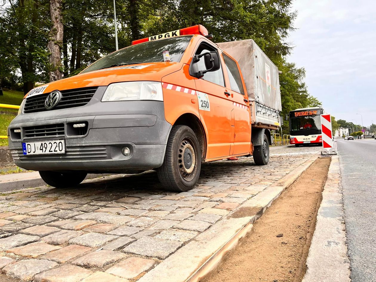 Jelenia Góra: To koniec problemu z kratkami studzienek?