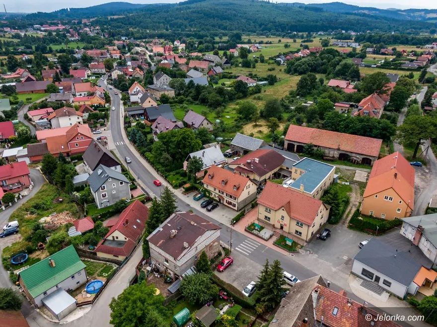 Jeżów Sudecki: Przybywa w gminie sieci