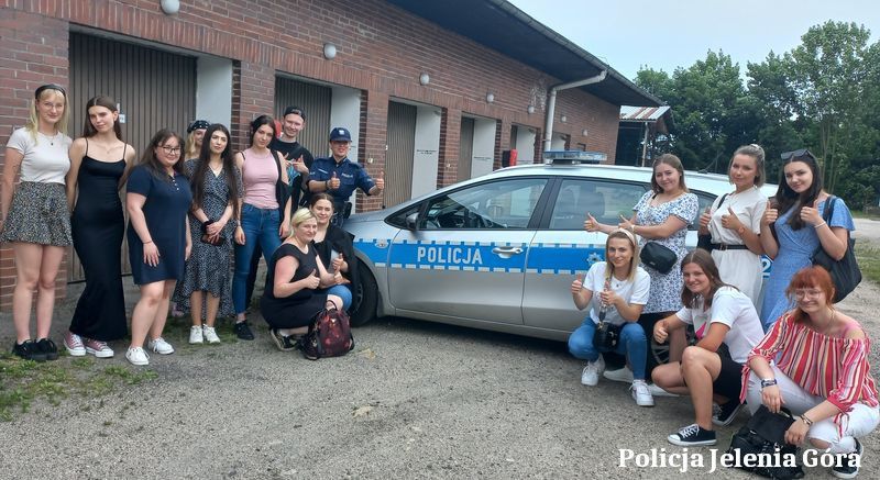 Jelenia Góra: A może do policji?