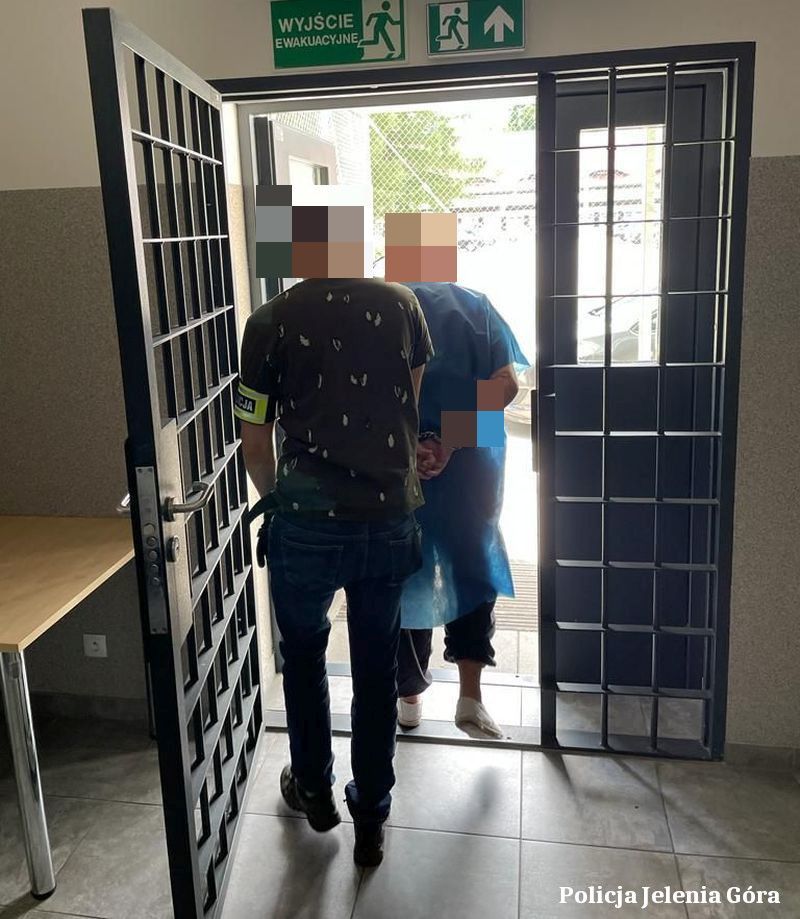 Jelenia Góra: Brał udział w oszustwie został zatrzymany