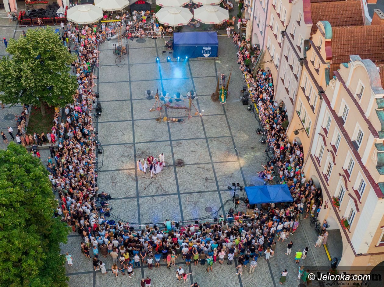 Jelenia Góra: Teatry Uliczne z lotu ptaka