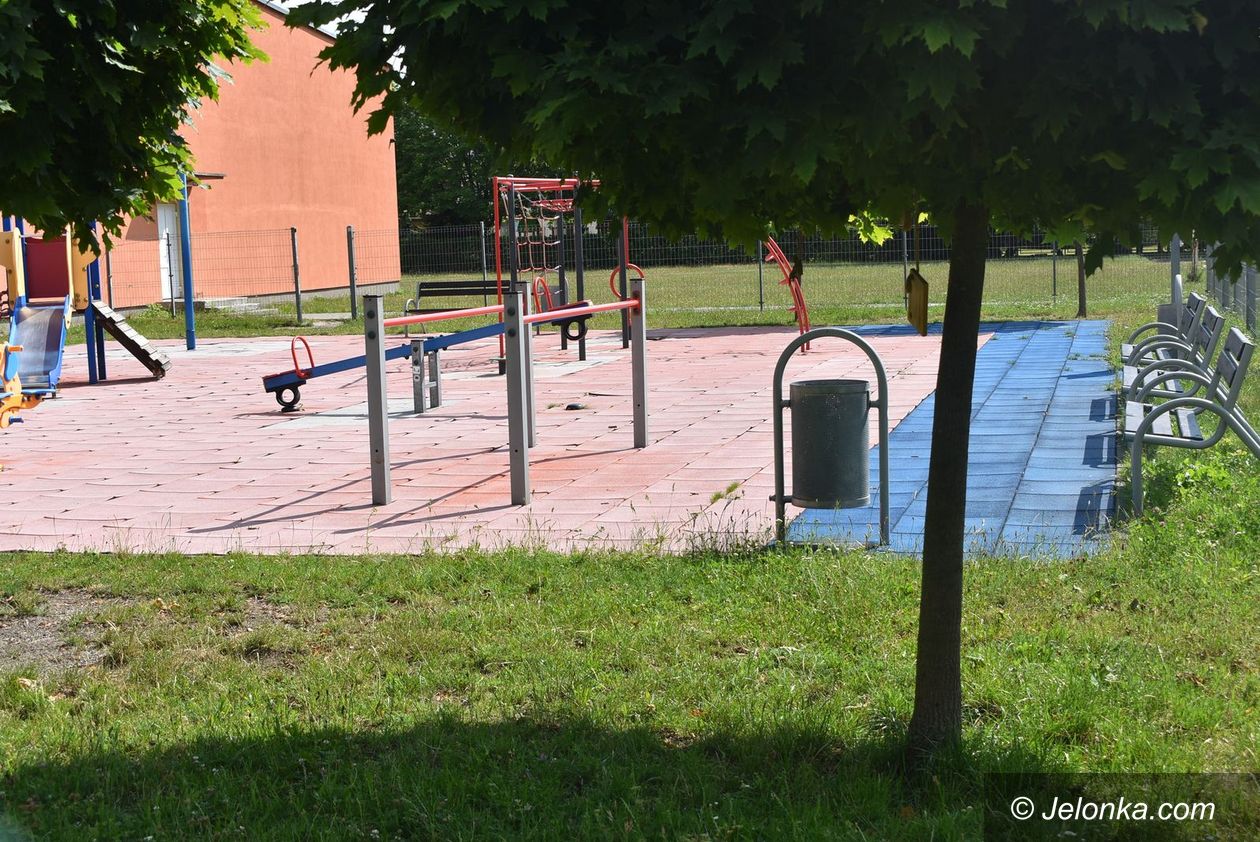 Jelenia Góra: Będzie nowy plac zabaw przy SP nr 6