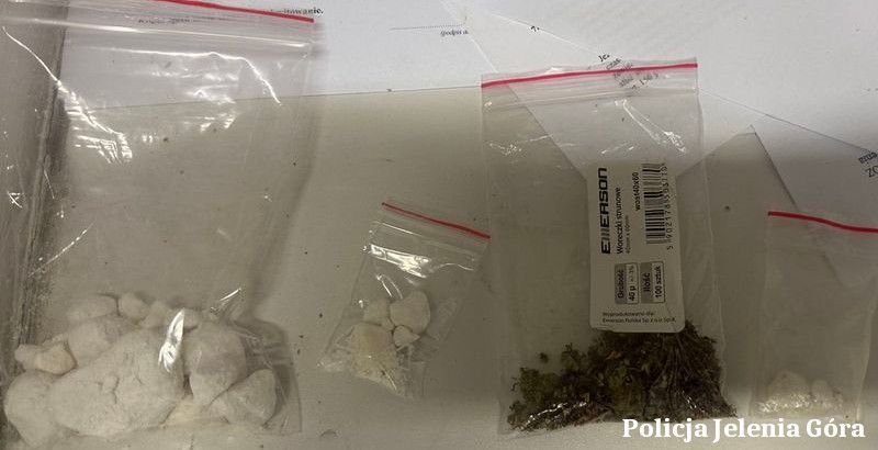 Powiat: Wpadka pasażerki z narkotykami