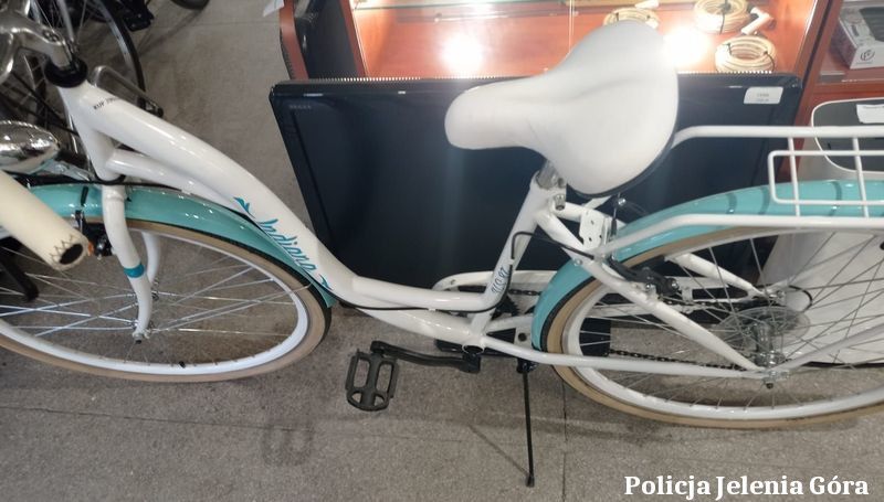 Powiat: Odpowie za kradzież roweru