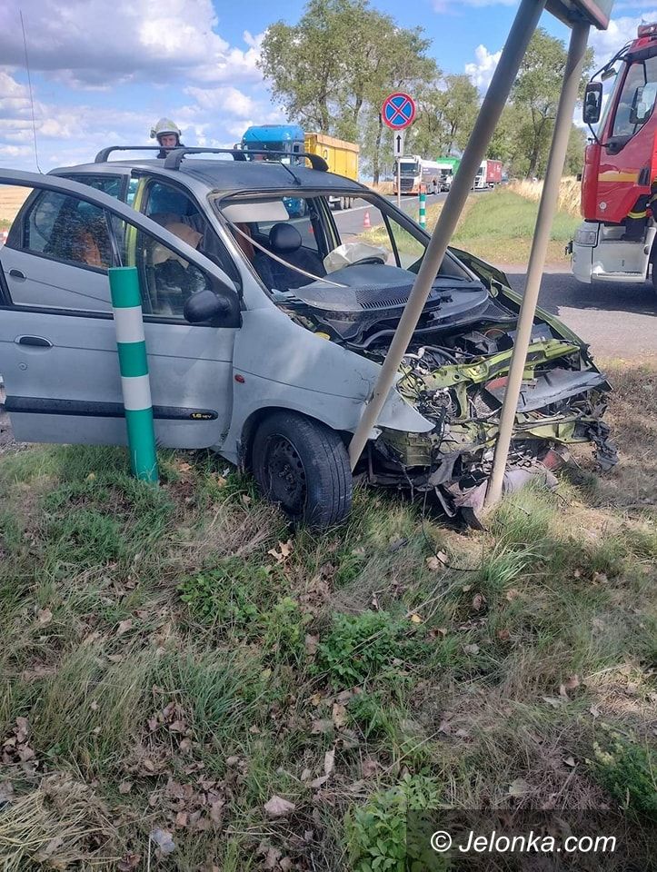 Złotoryja: Trójka ranna w wypadku