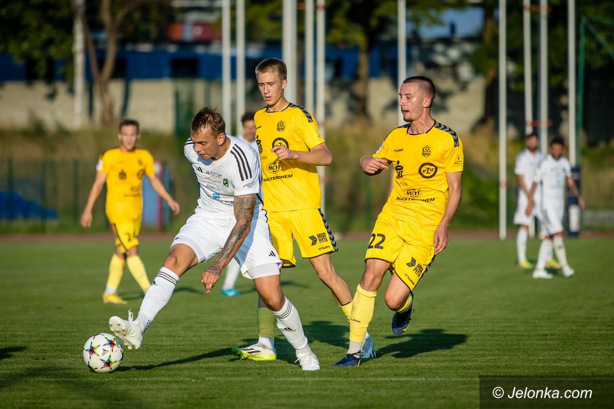 III liga: Z liczbą goli szału nie było [WYNIKI/TABELA]