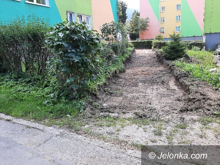 Kowary: Przebudują drogi
