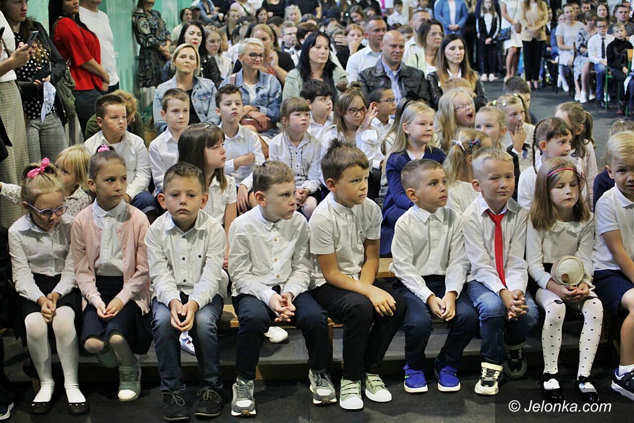 Kowary: Zaczęli szkołę w Kowarach