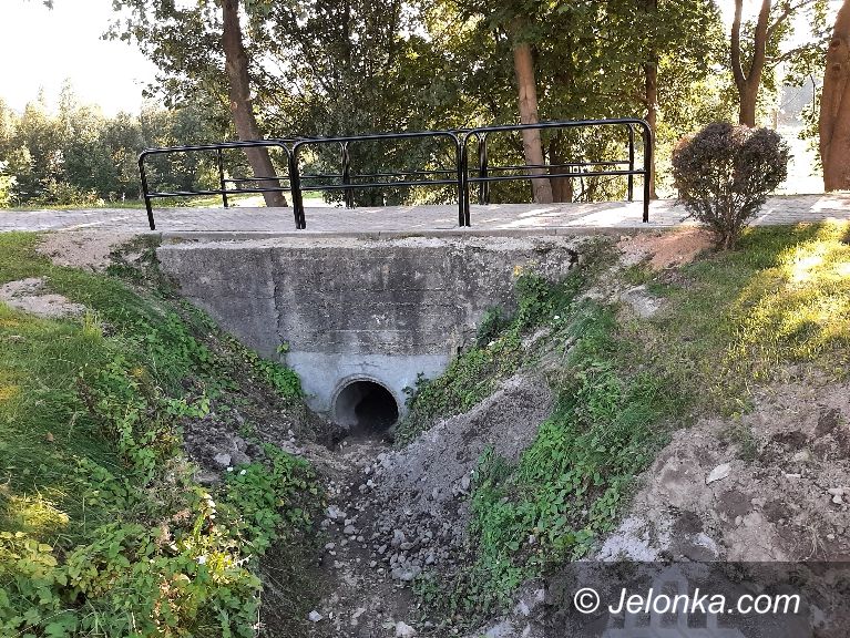 Kowary: Są nowe barierki