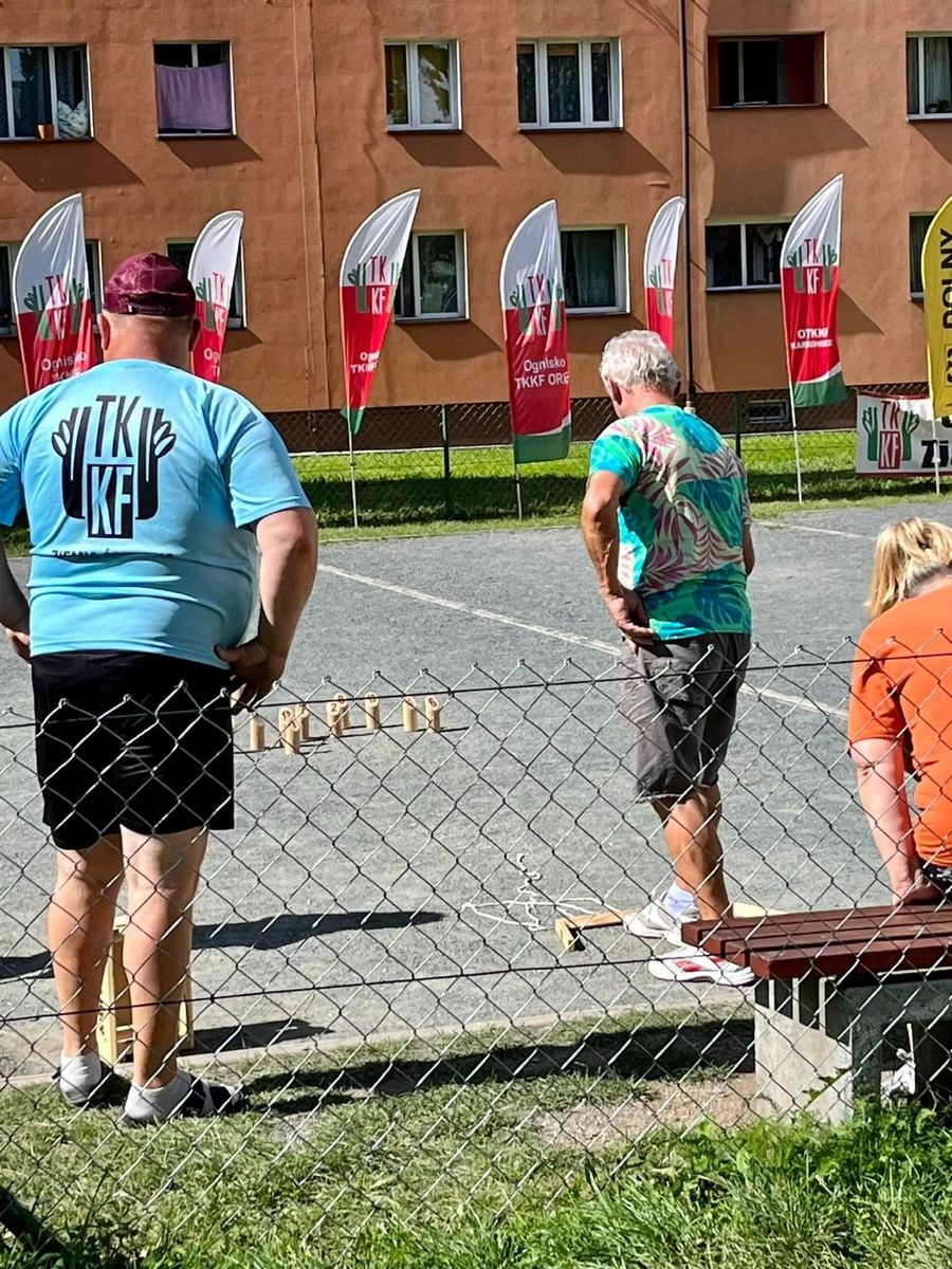 Jelenia Góra: Grali w kręgle