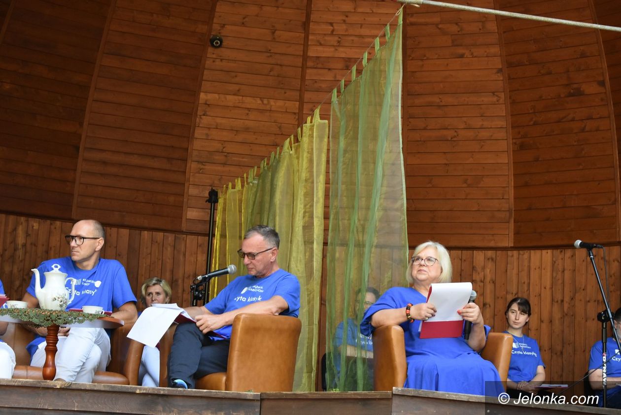 Jelenia Góra/Cieplice: Prezydent czytał „Nad Niemnem”