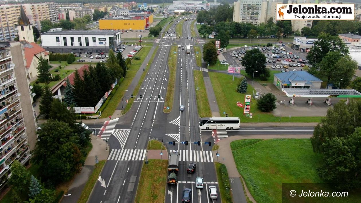 Jelenia Góra: Niewybuchy przez miasto – video z drona