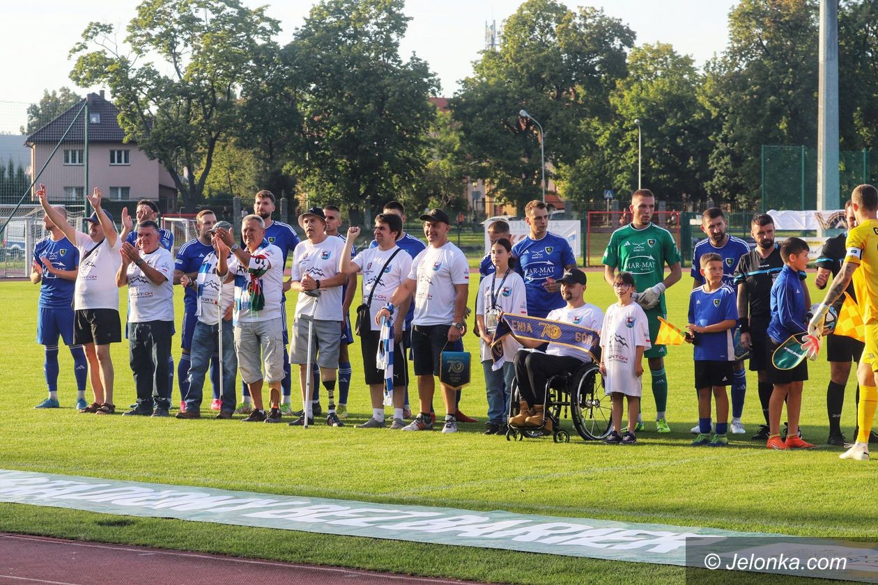 Jelenia Góra/Polska: Geneza hasła "Beniaminek"