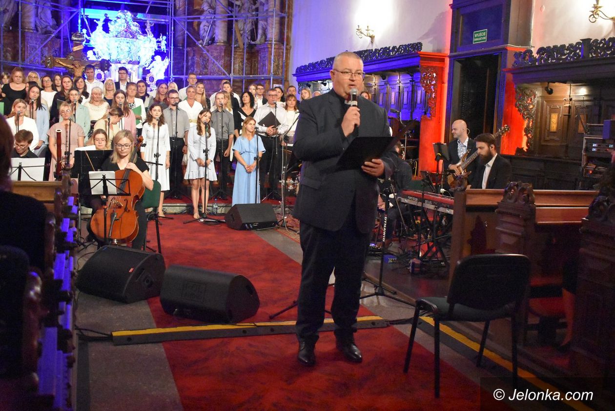 Jelenia Góra: "Światło wiary" w Bazylice