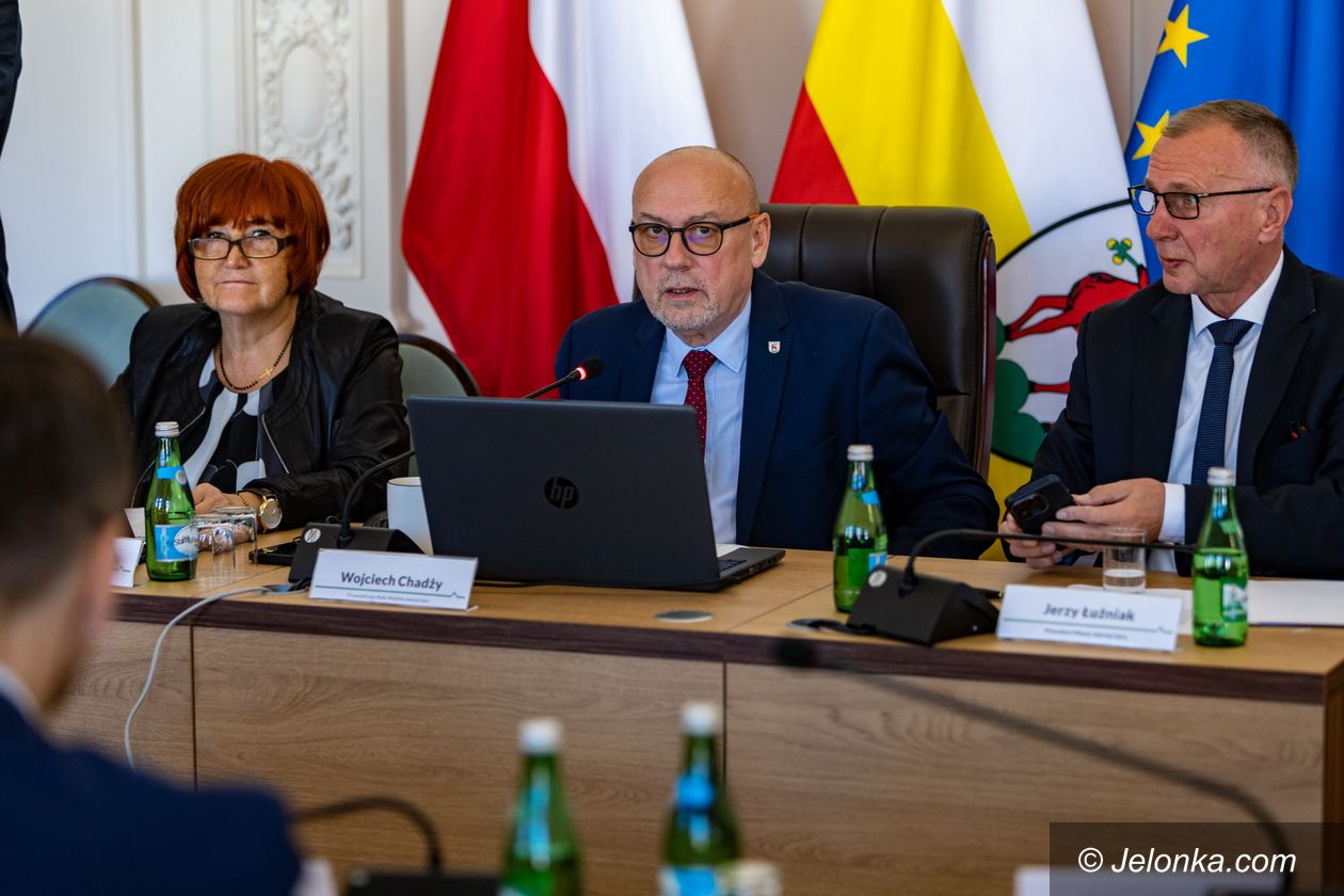 Jelenia Góra: Sesja o budżecie
