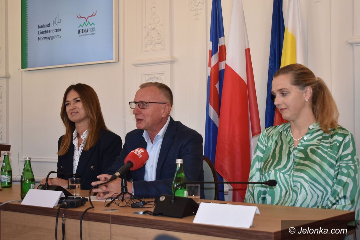 Jelenia Góra: Islandczycy pod Karkonoszami