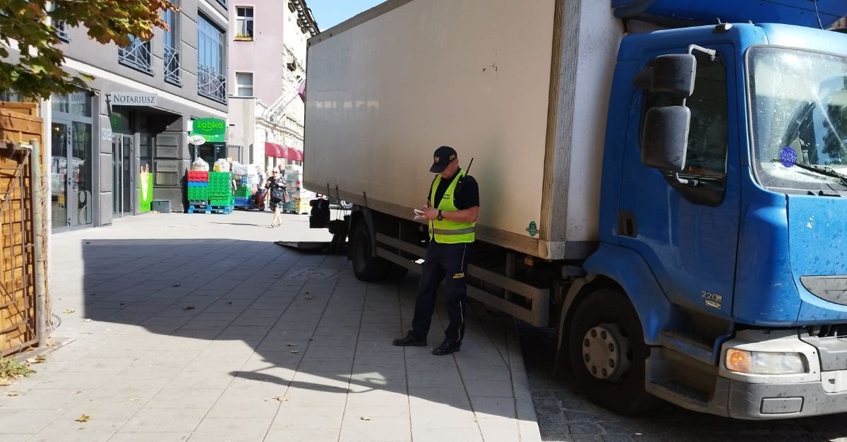 Jelenia Góra: Tak się nie parkuje