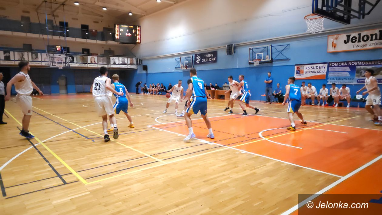Jelenia Góra: Byli przeszkodą nie do przejścia