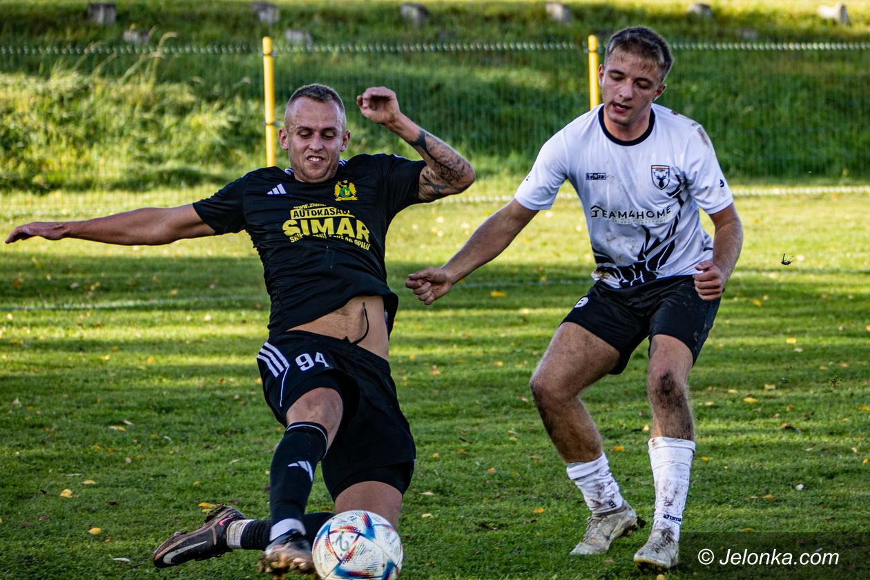 klasa okręgowa: Grad goli w derbach