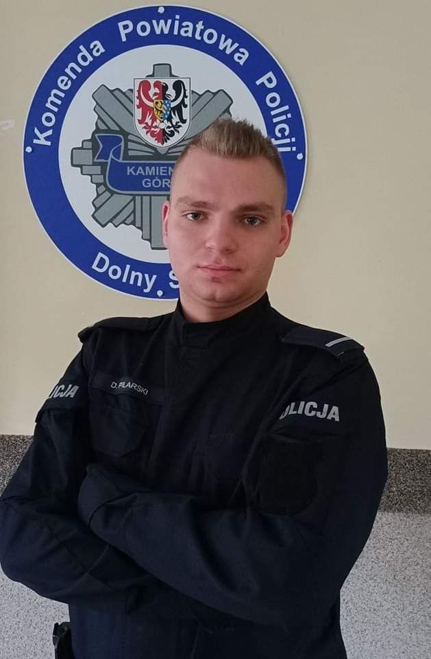 Kamienna Góra: Policjanci obezwładnili furiata