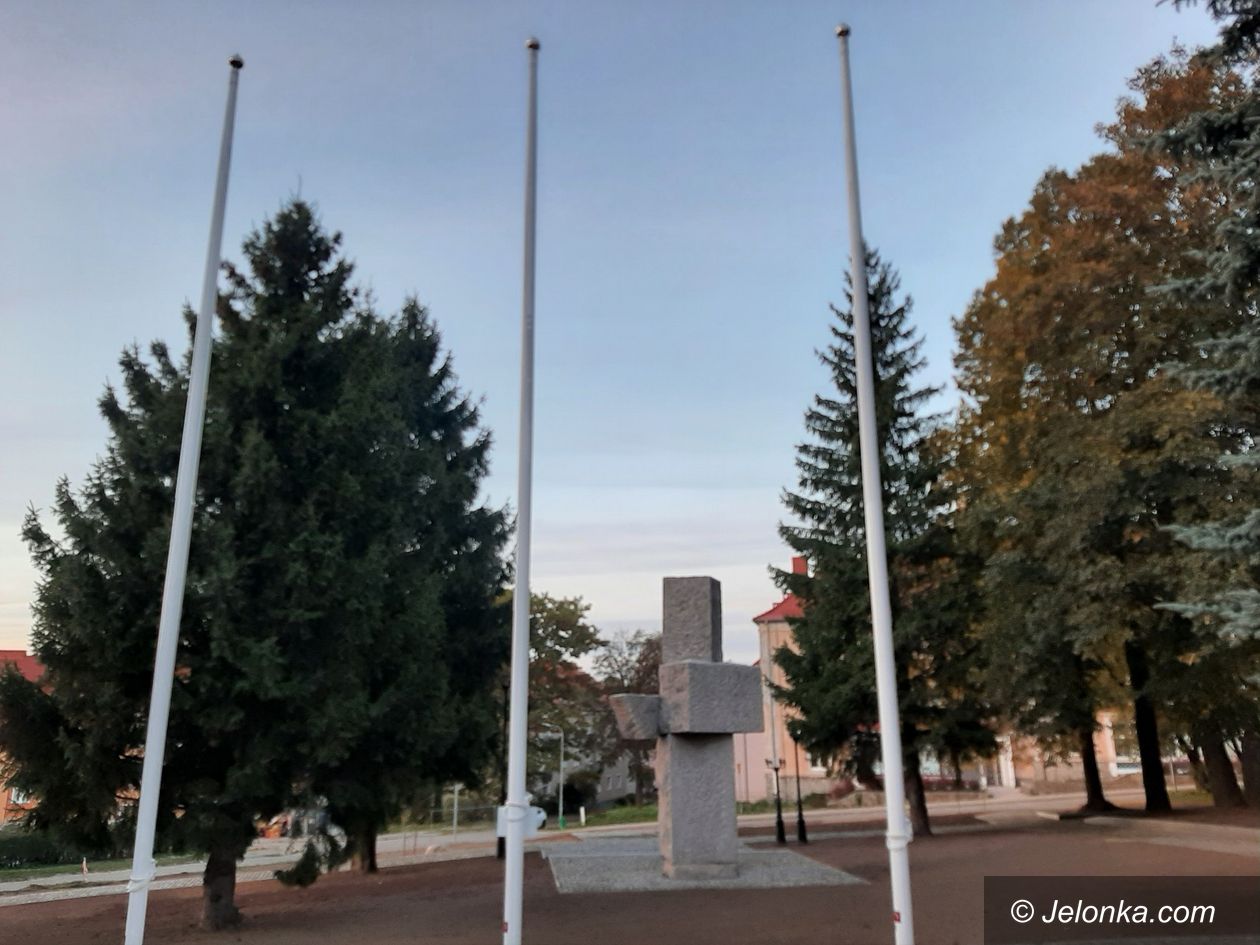 Kowary: TAK dla obelisku