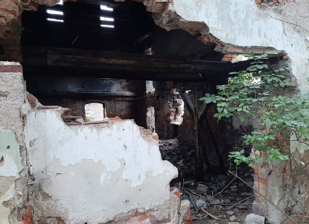 Kowary: Wreszcie rudera znika