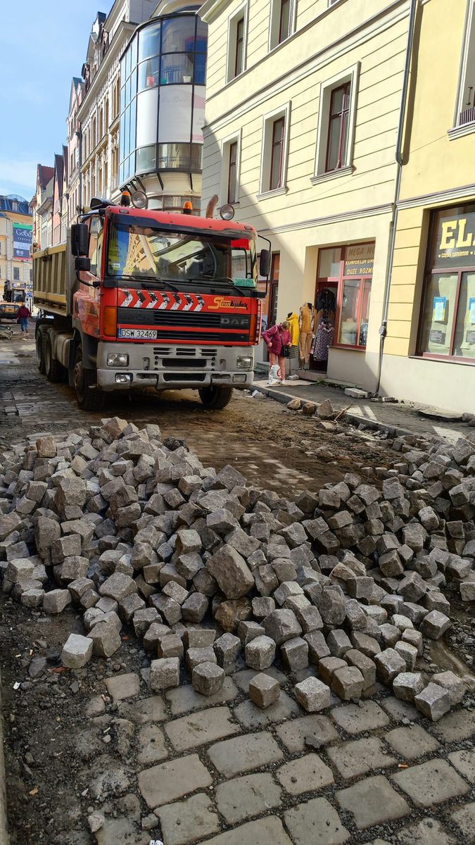 Jelenia Góra: Roboty na Długiej i Krótkiej