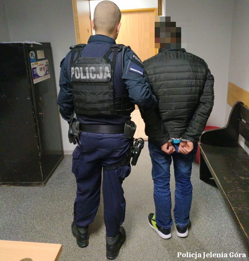 Powiat: Pijany kierował autokarem