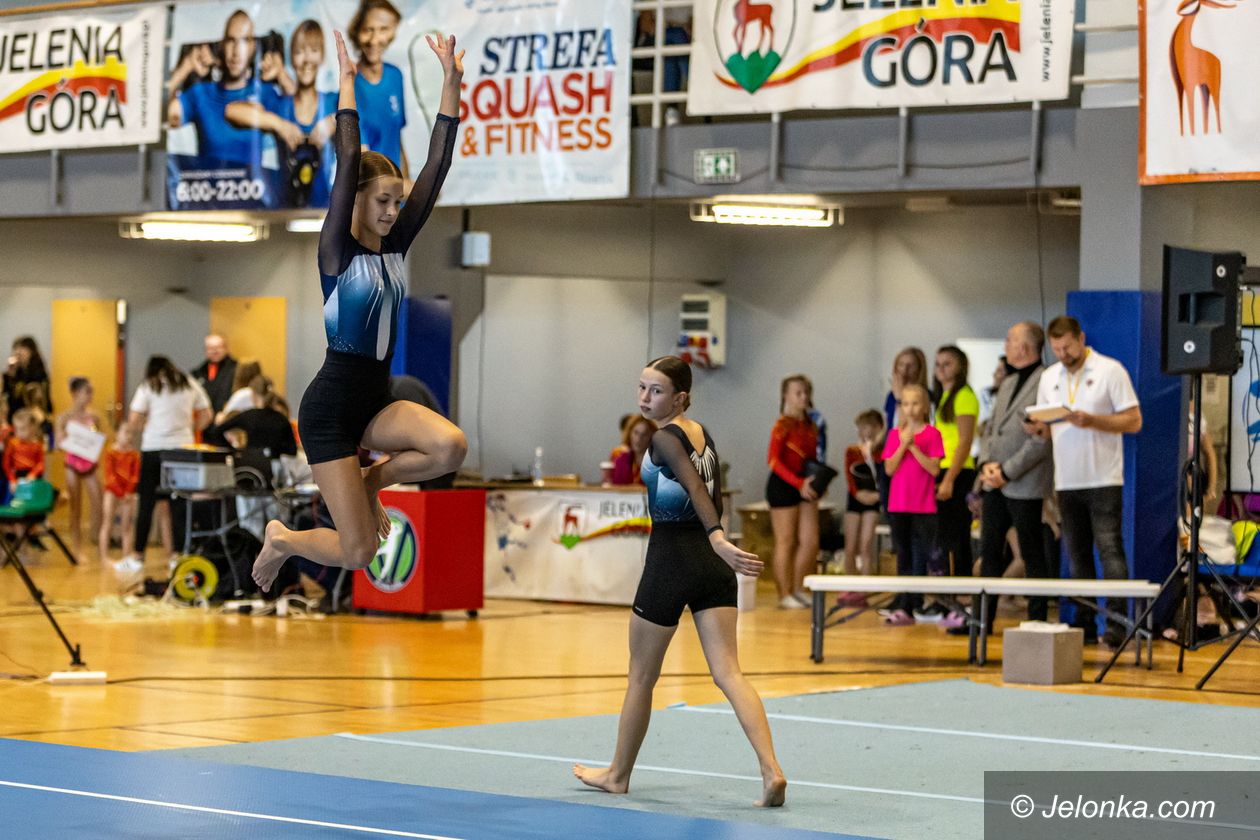 Jelenia Góra: Skakali i latali – fotoreportaż z Acro Cup