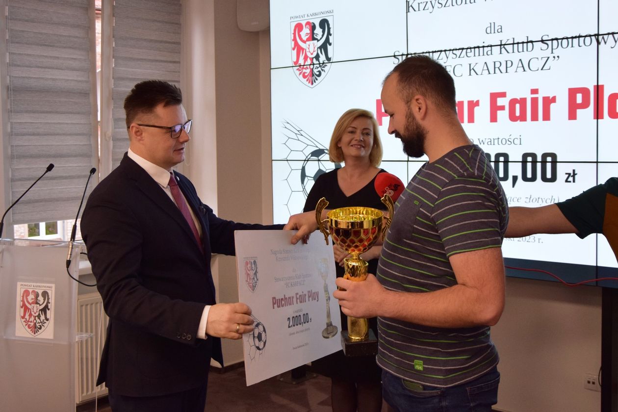 Powiat: Fair Play dla klubu z Karpacza