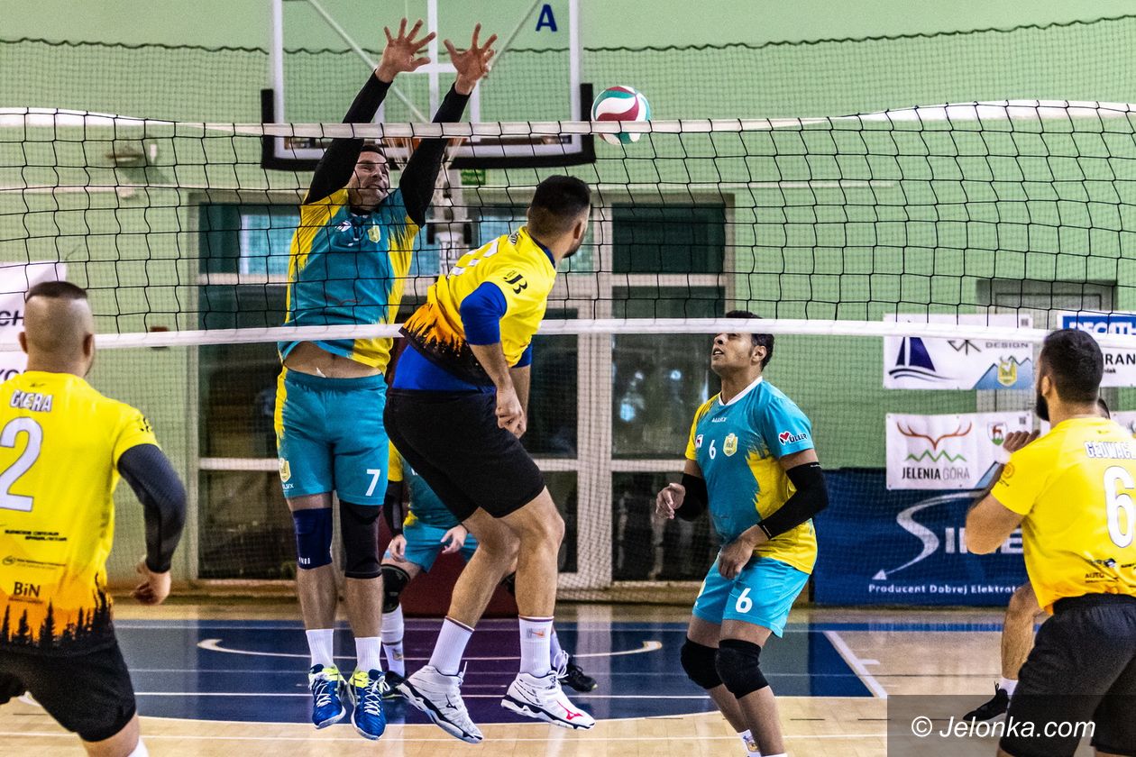 IV liga siatkarzy: Domowa porażka naszych siatkarzy