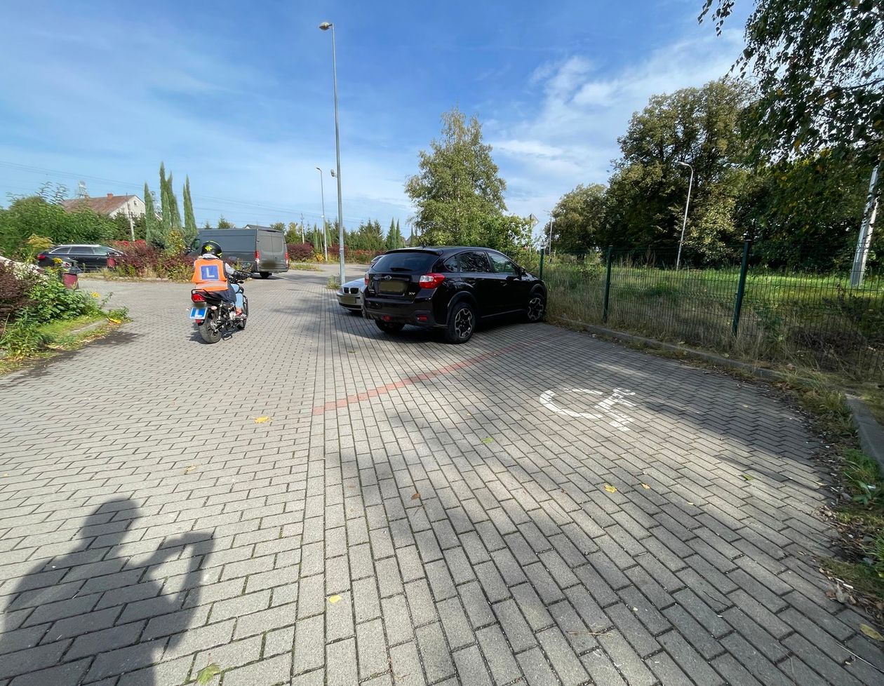 Cieplice: Czytelnik: Skandal z „kopertami” dla niepełnosprawnych