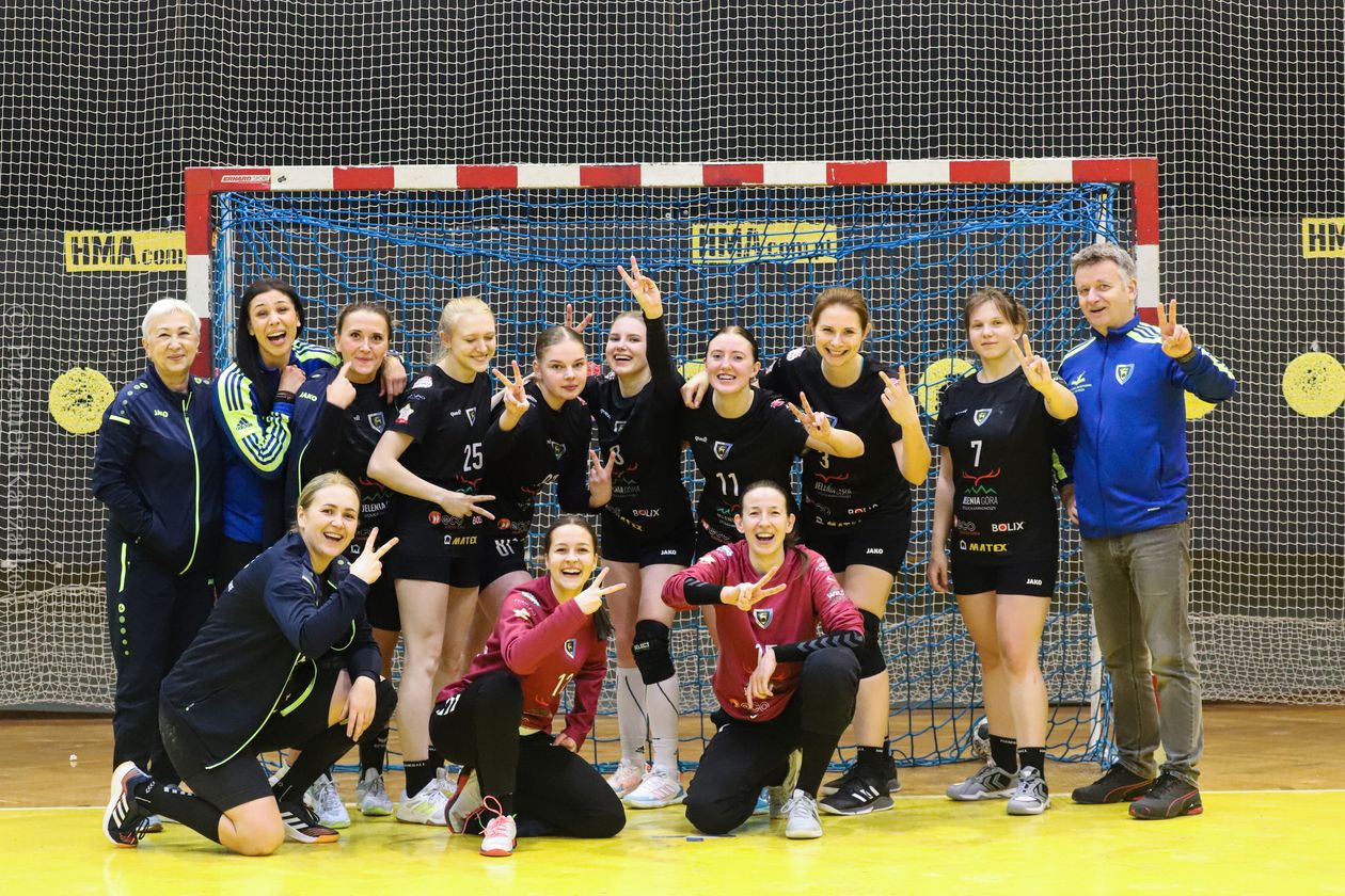 Liga Centralna piłkarek ręcznych: Powodów do optymizmu na razie brak [WYNIKI/TABELA]