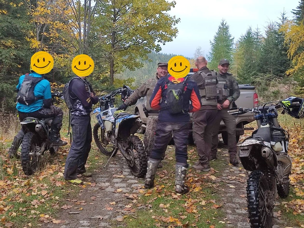 Dolny Śląsk: Gnali nielegalnie przez las