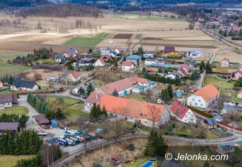 Mysłakowice: Zapomnieli o latarniach