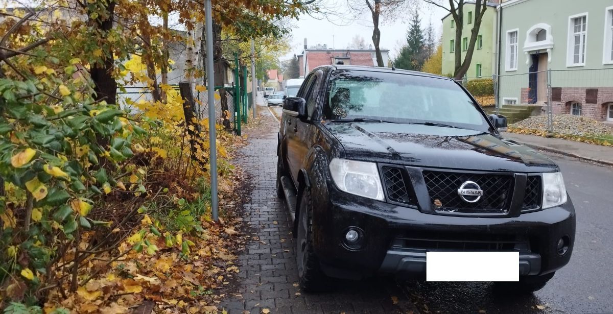 Jelenia Góra: Kolejni "mistrzowie" parkowania
