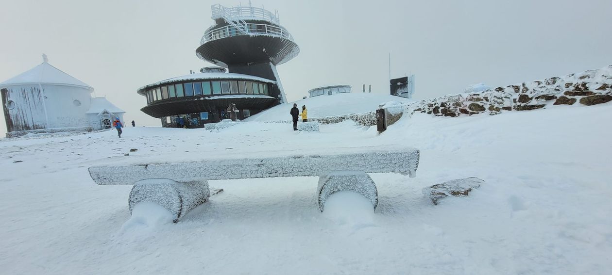 Karkonosze: Na górze zima trzyma