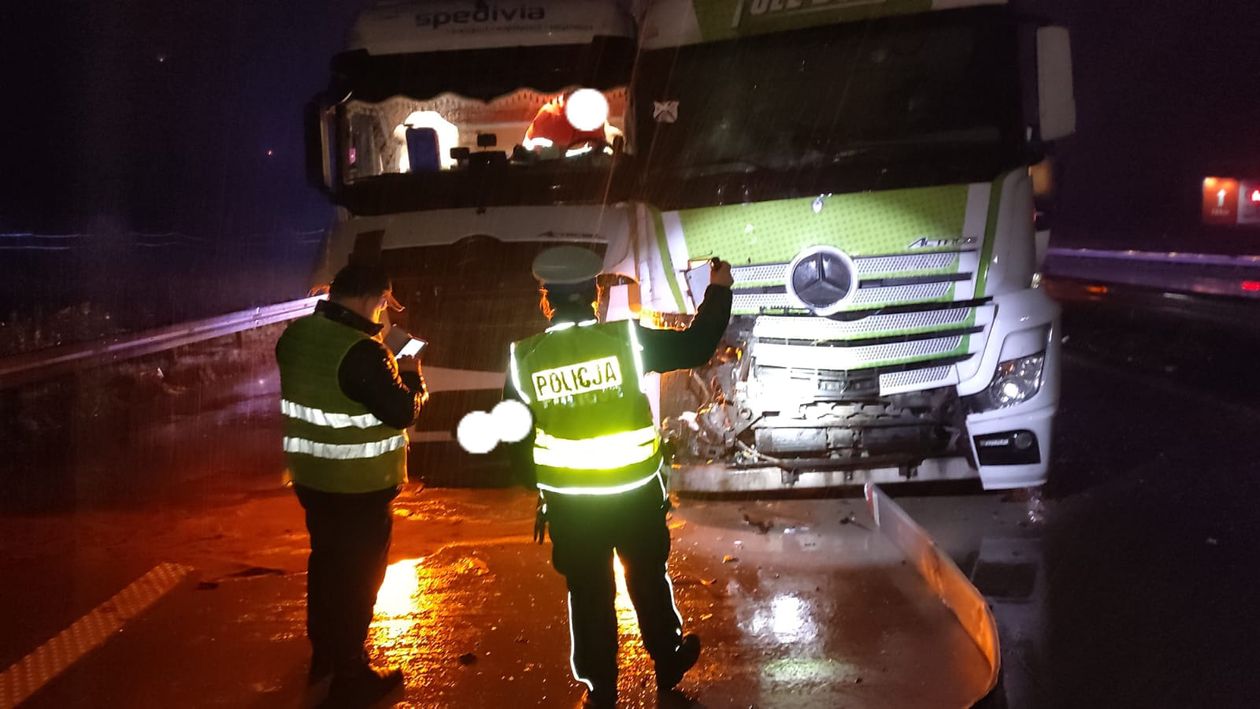 Autostrada A4: Zderzenie przy granicy