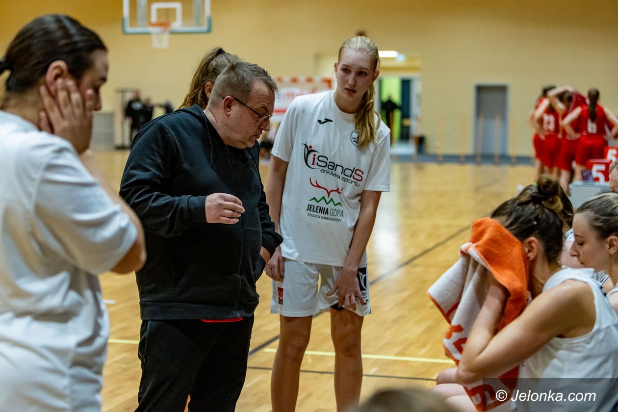 I liga koszykarek: Wydrapały się z dna tabeli [WYNIKI/TABELA]