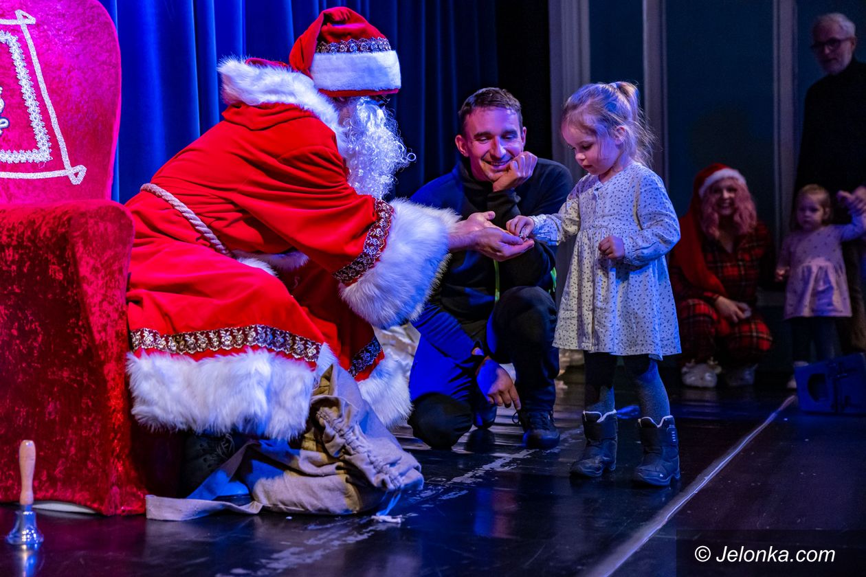 Jelenia Góra: Mikołajki w teatrze
