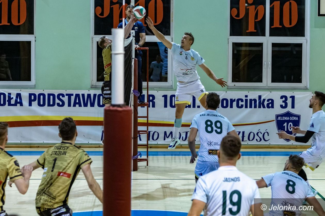 Jelenia Góra: Znakomity weekend naszych siatkarzy [WYNIKI/TABELE]