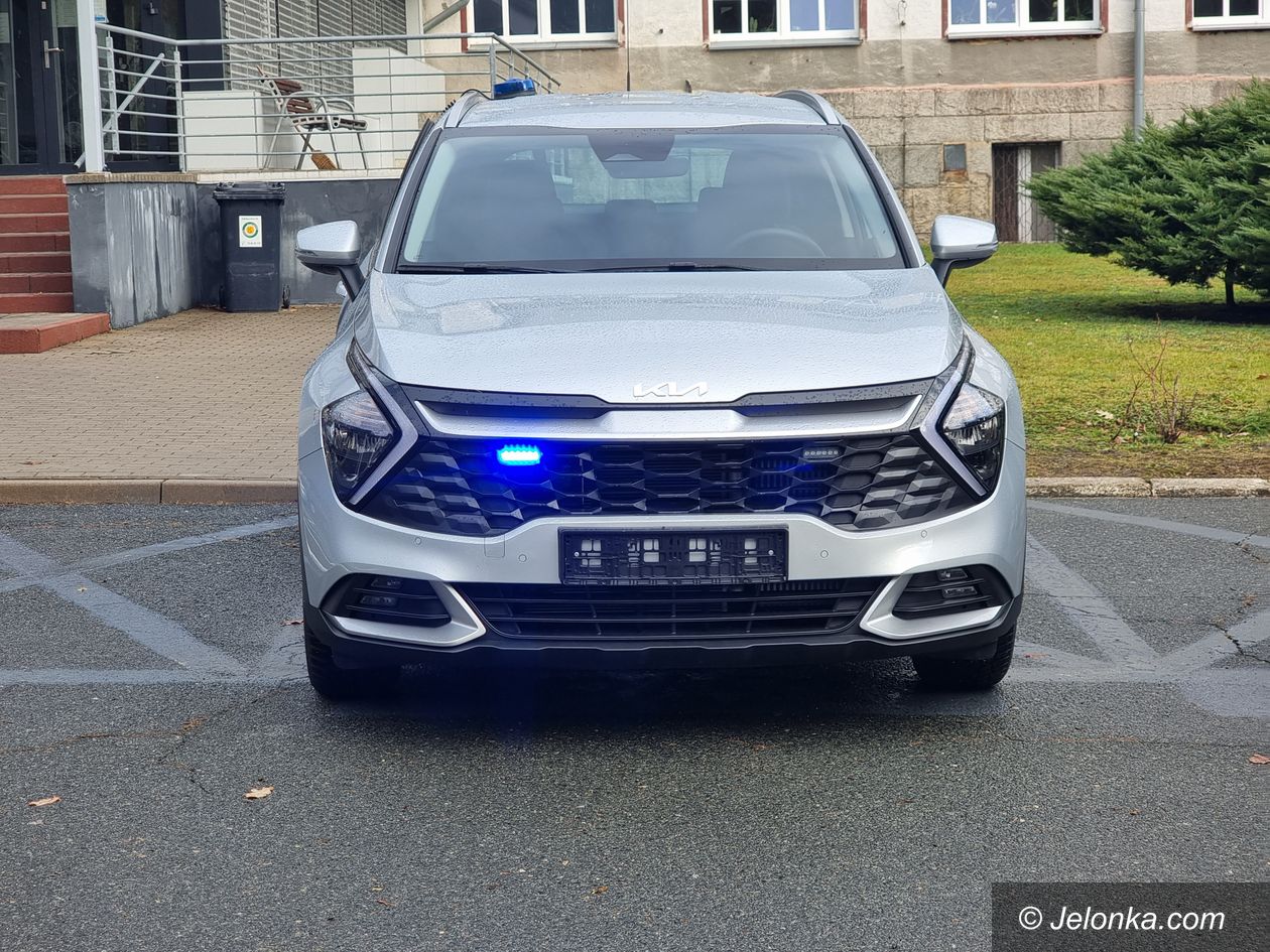 Jelenia Góra: Nowy radiowóz dla policji