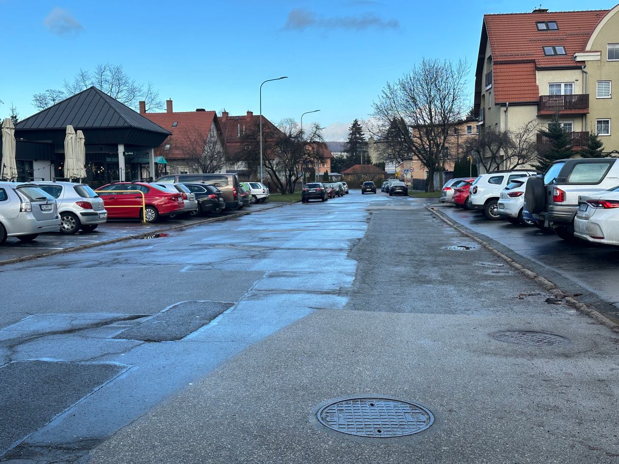 Cieplice: Plac Kombatantów do przebudowy