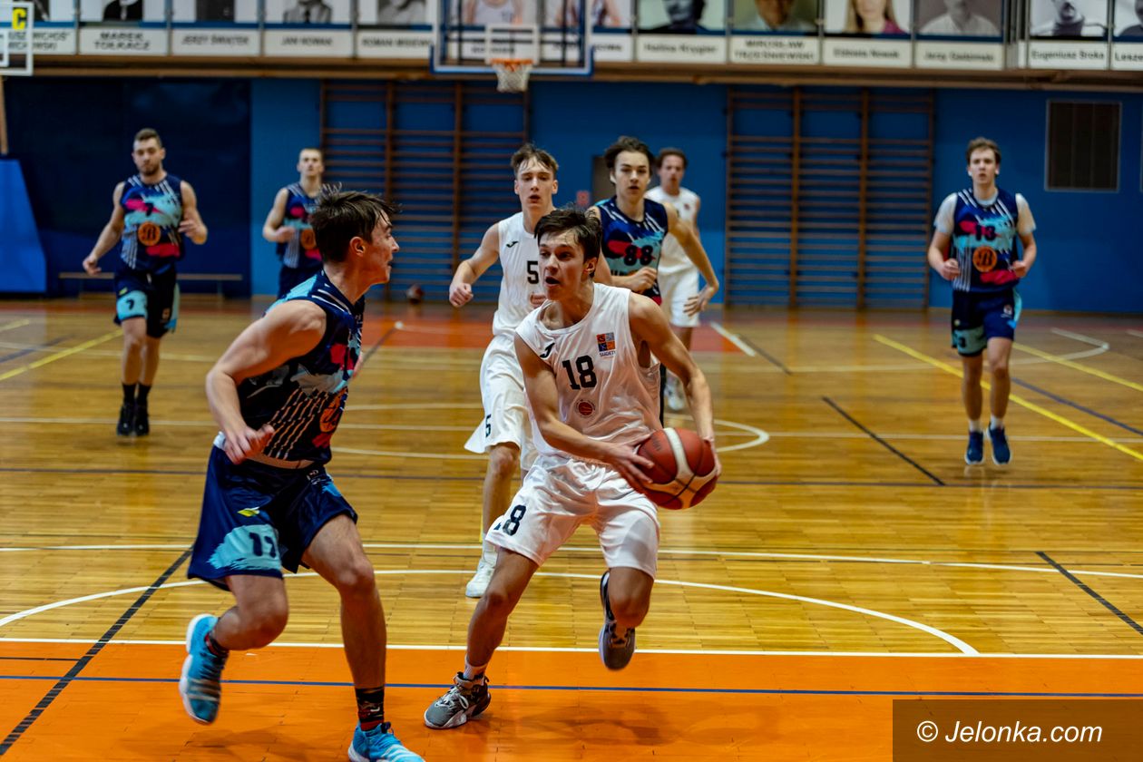 III liga koszykarzy: Dobili prawie do setki