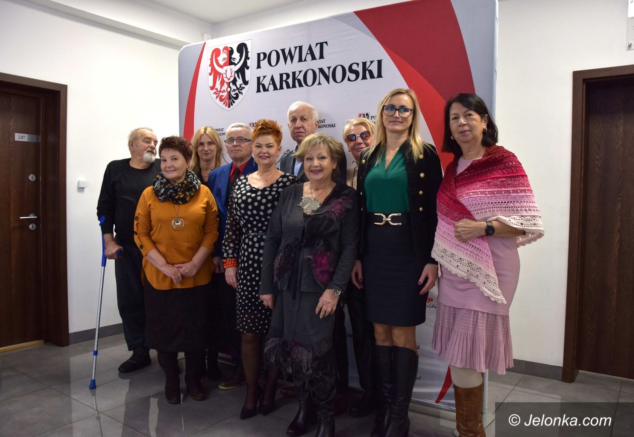 Powiat: Będą dalej działać