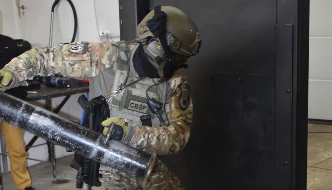 Dolny Śląsk: Antyterroryści ćwiczyli otwieranie drzwi