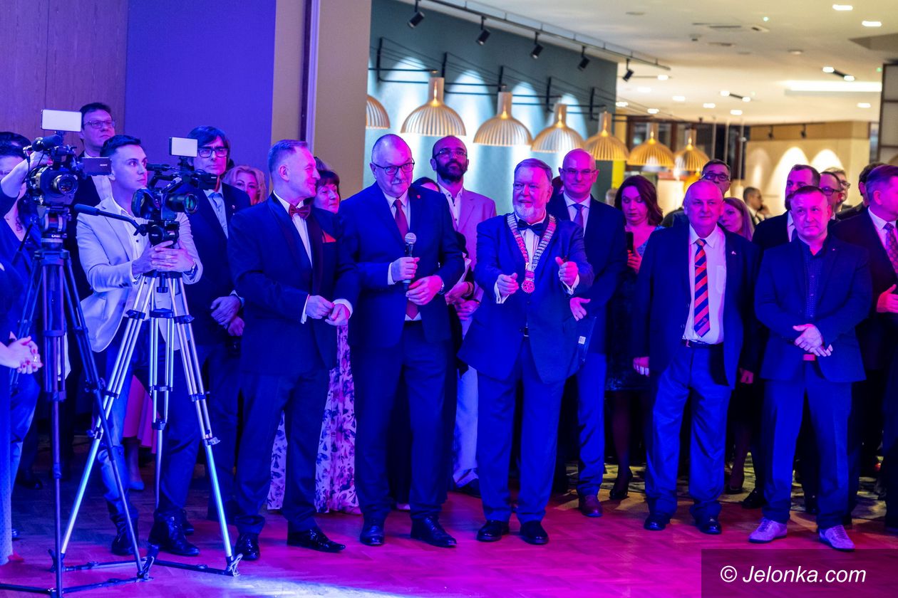 Jelenia Góra: 30–lecie KARR i Bal Rotary Club