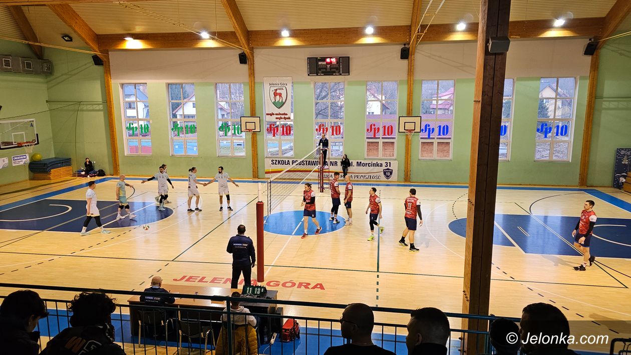 Jelenia Góra: Trwa siatkarski szlagier w Jeleniej Górze!