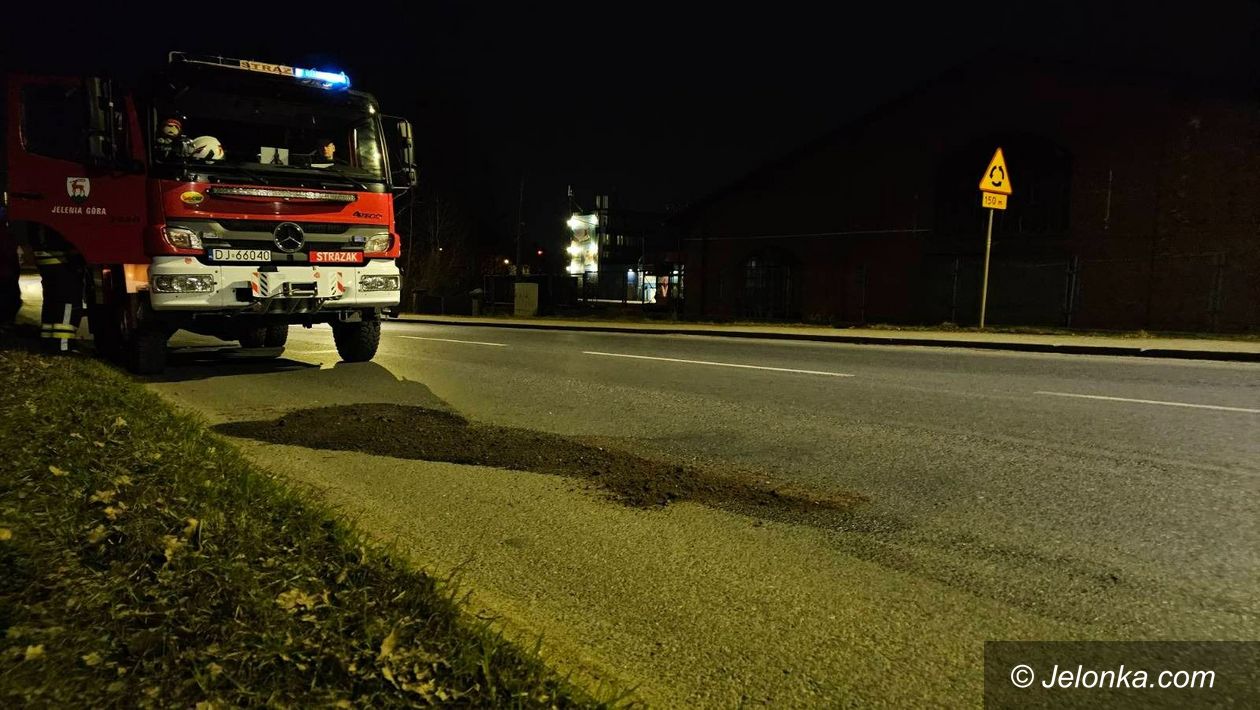 Jelenia Góra: Niebezpieczna plama na Zgorzeleckiej